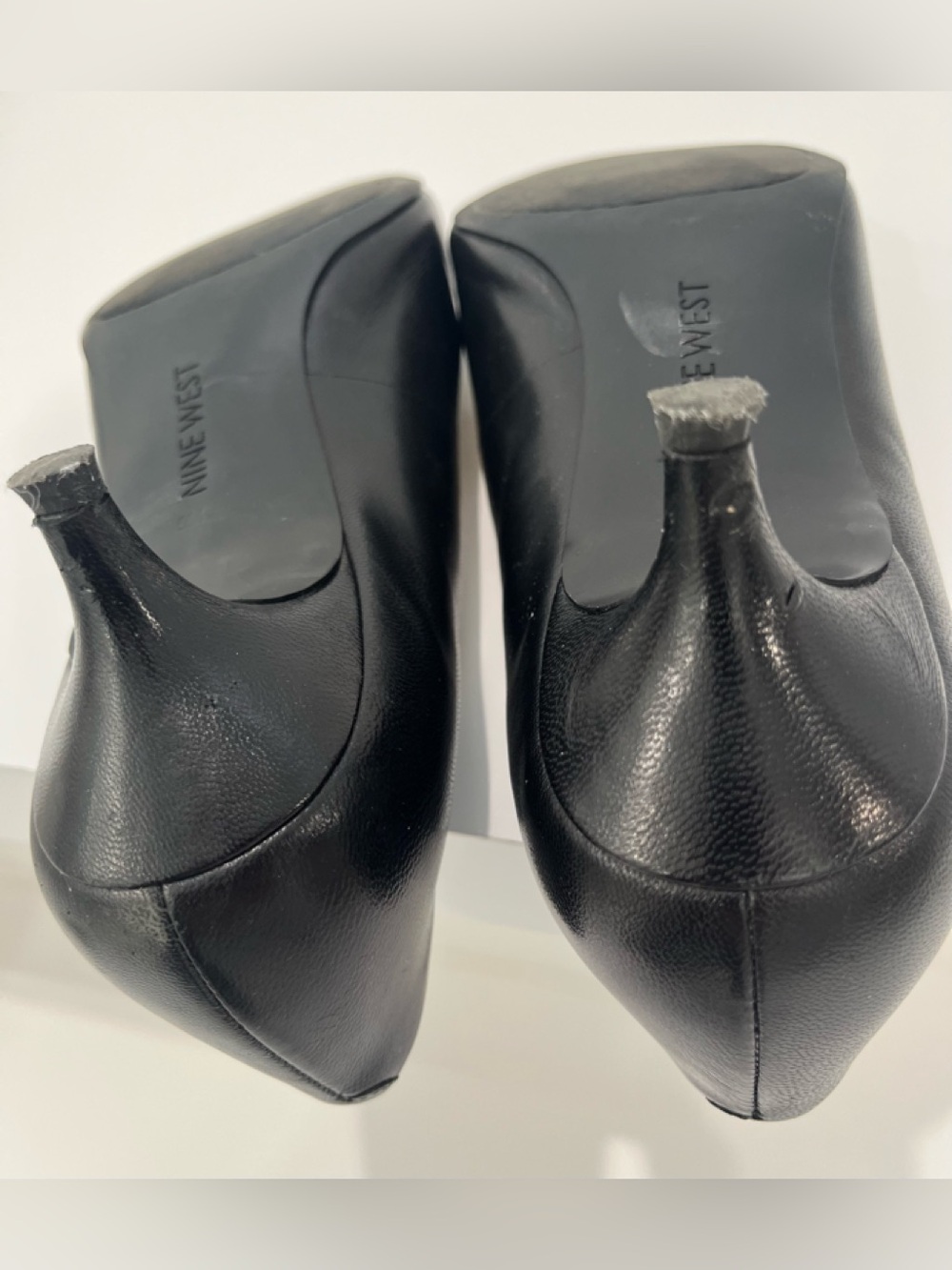NINE WEST 7ILLUMIE Black Pumps, Size 9 - Picture 8 of 9